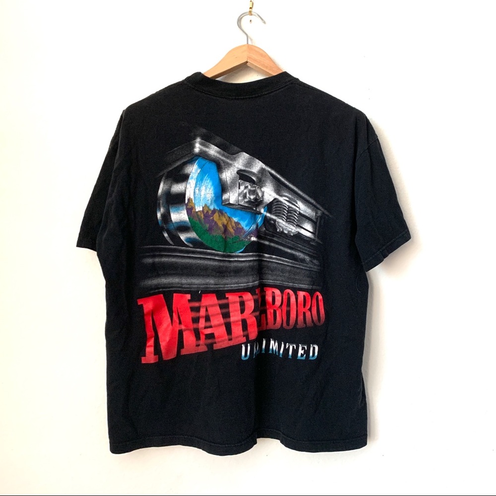 VINTAGE Marlboro Pocket Tee